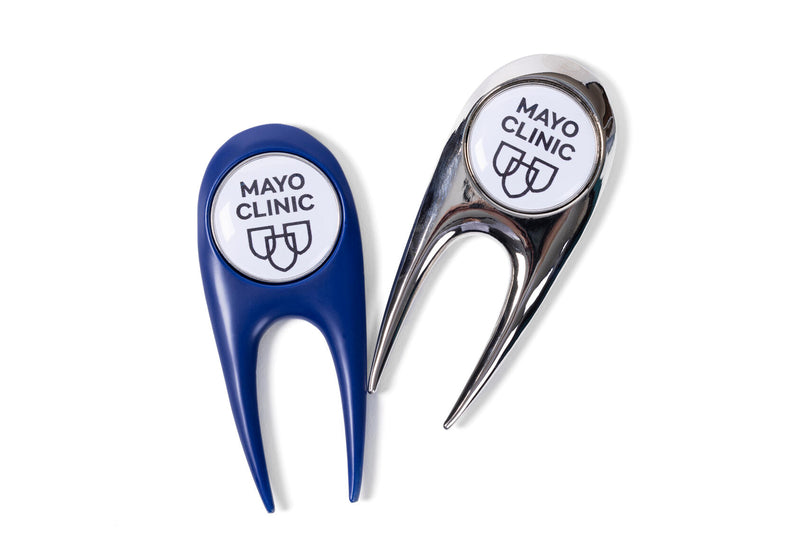 Divot tool