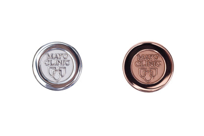 Lapel, garment magnet
